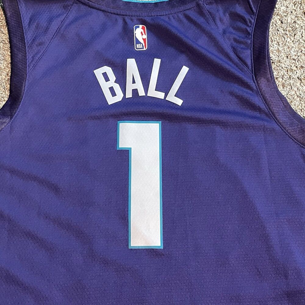 NBA Jordan Charlotte Hornets LaMelo Ball Jersey #1 Men’s 3XL (60) - Picture 9 of 12